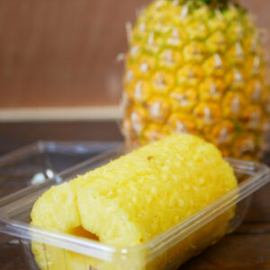 Ananas barquette prêt à déguster